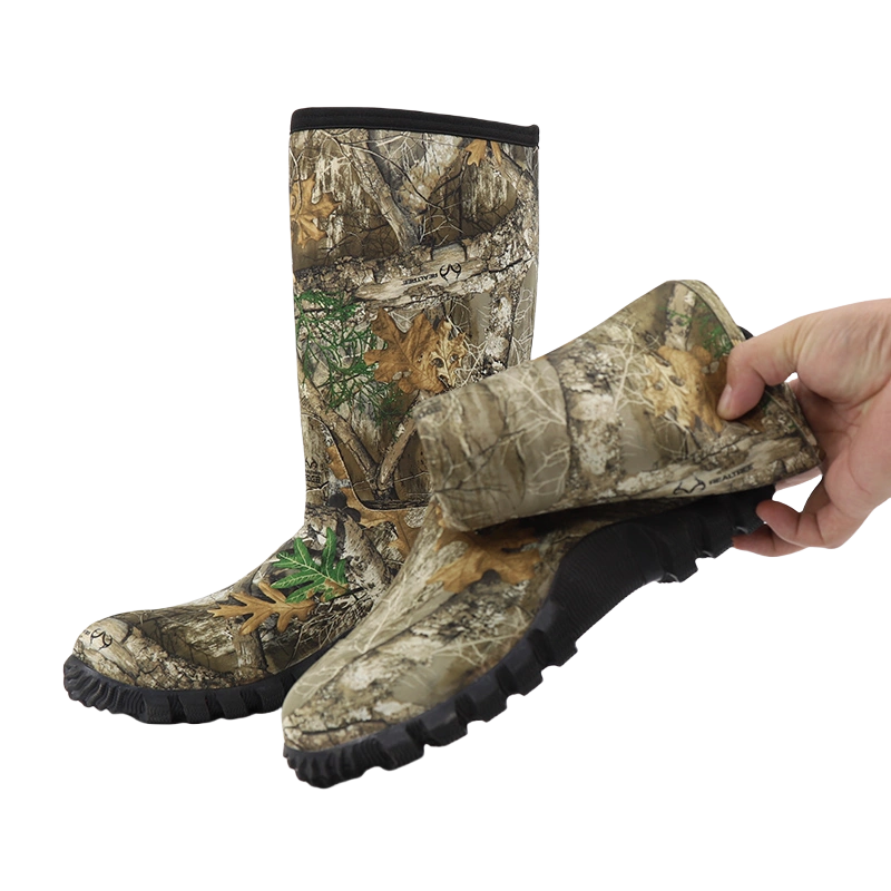 ShedOFF Hunting Boots for Men, Waterproof Insulated Realtree Camo Rubber Boots